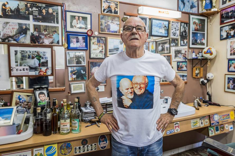 VIDEO U spotu pjesme Olivera Dragojevića glumi unuk Toni: 'Snimao je do posljednjeg daha'