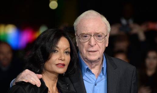 Michael Caine vodi ženu na sva snimanja: 'Pazi da ju ne varam'