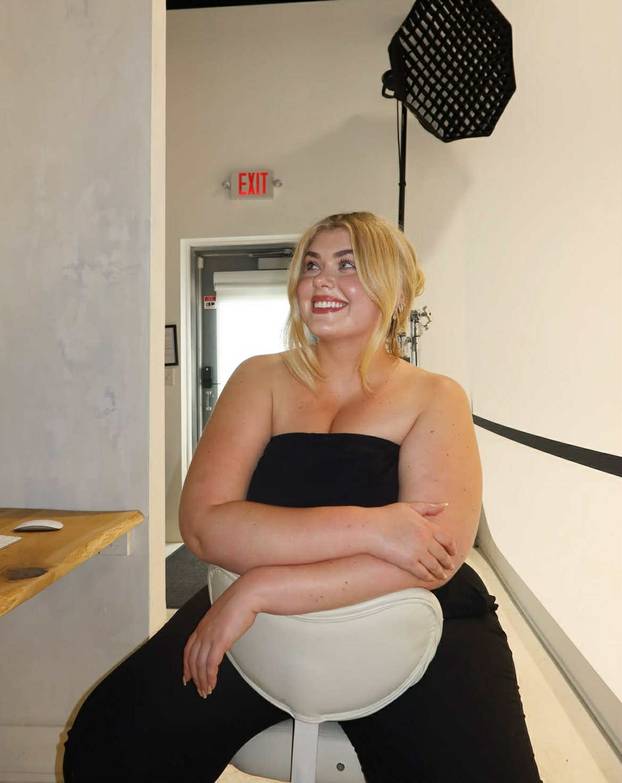 FOTO Plus-size manekenka voli pozirati u donjem rublju: 'Često dobivam bračne ponude'