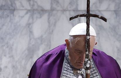 Papa Franjo 10 godina na čelu Crkve: Manje konzervativan, ali i dalje čvrstih katoličkih stavova