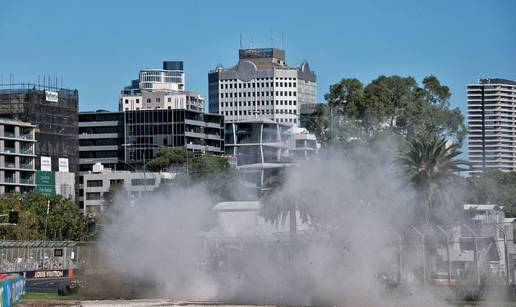FOTO Oktansko ludilo krenulo: Dvojac najbr&zcaron;i na treninzima, Max Verstappen izletio sa staze