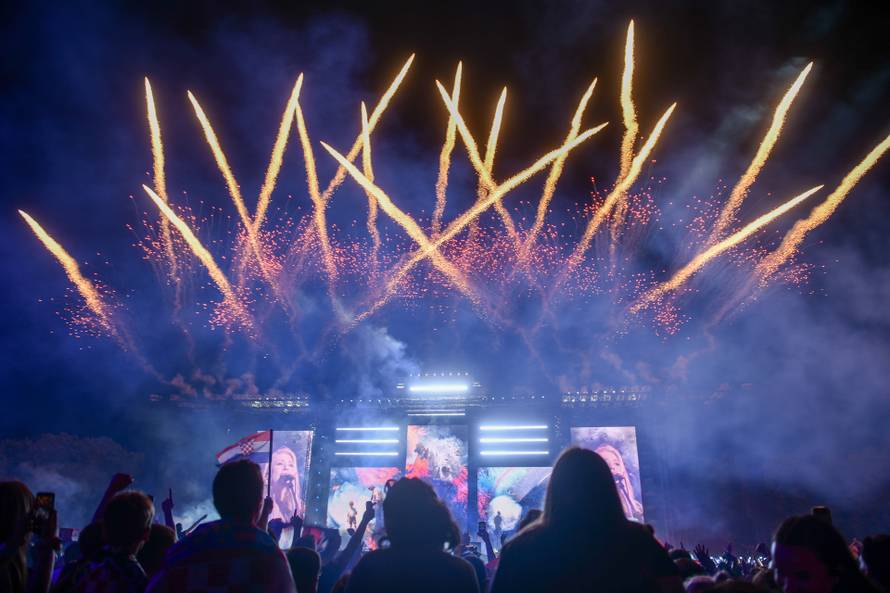 Veliki koncert Marka Perkovića Thompsona u Sinju