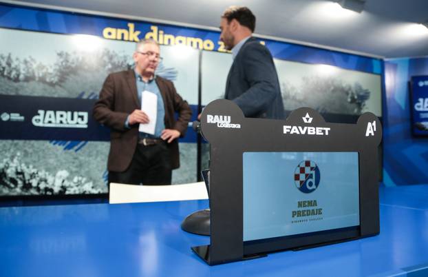 Zagreb: Humanitarna akcija "Daruj otkucaj &zcaron;ivota" u organizaciji udruge "Veliko srce malom srcu" i Dinamove zaklade