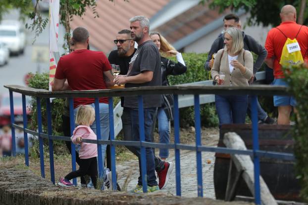 Zmajevac:  Vinski Bor maraton