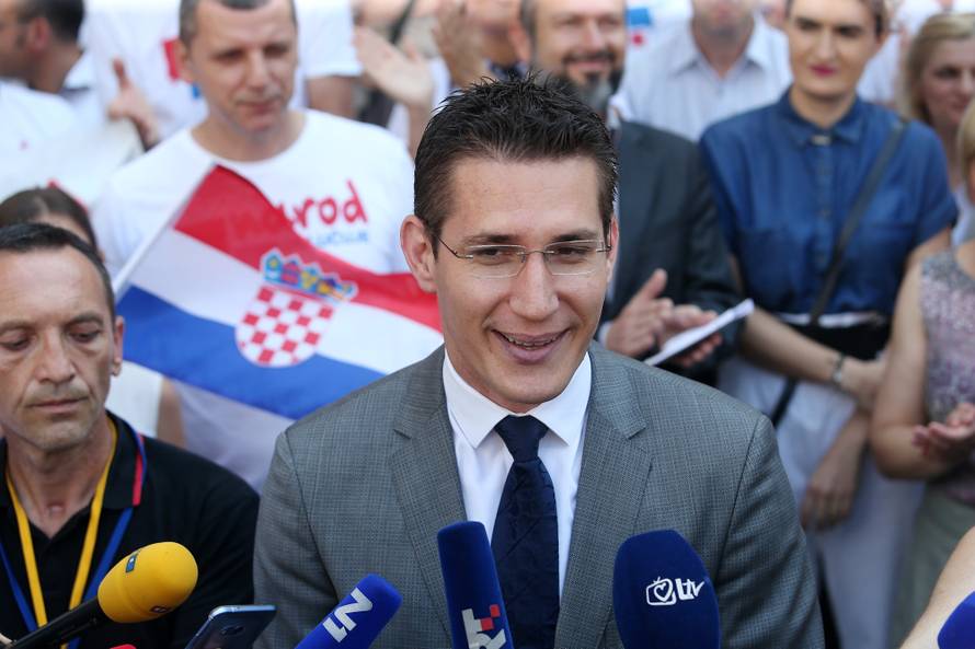 "Narod odlučuje": Skupili smo dovoljno potpisa za referendum