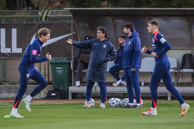 Trening hrvatske nogometne reprezentacije na splitskom Poljudu