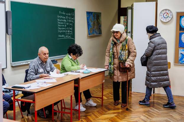 Split: Stanovnici Gradskog kotara Lokve izašli su na glasanje.