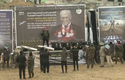 Morbidna predstava Hamasa: Stavili četiri lijesa na pozornicu, Netanyahua prikazali vampirom