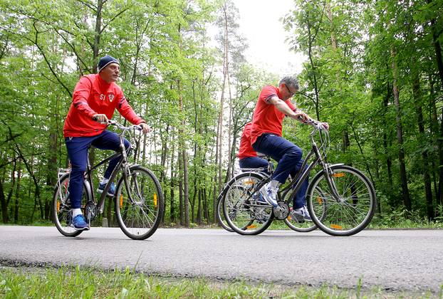 Warka: Policija zbog procesije zaustavila Slavena Bili?a na biciklu 