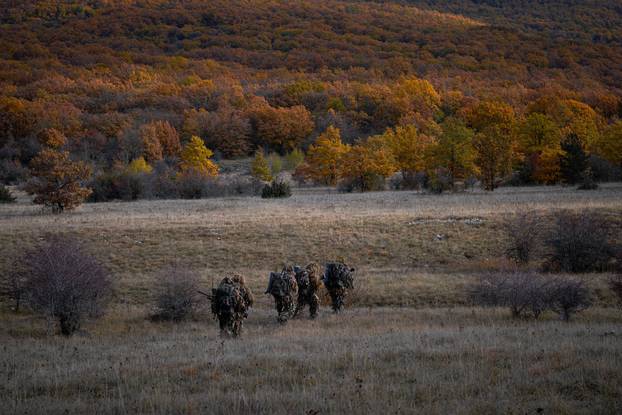 FOTO Pogledajte nove hrvatske snajperiste u akciji. Da prođu 50 metara potreban je jedan sat!