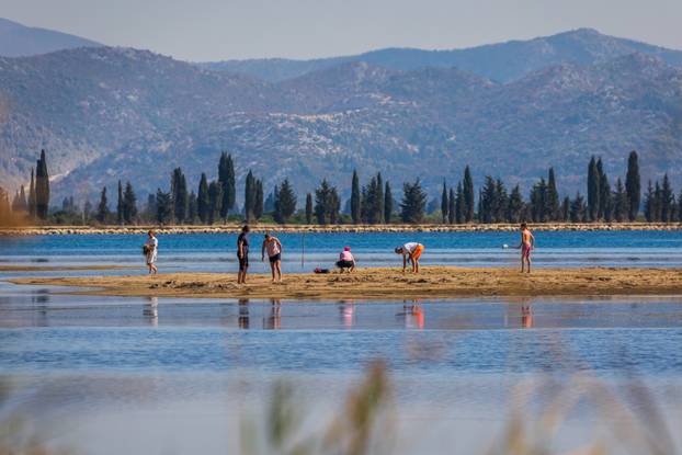 Ušće Neretve: Festival Sand Art festival gdje umjetnici crtaju u pijesku
