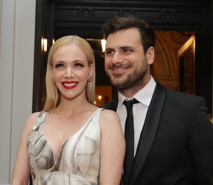 Rozga o vezi s Hauserom: Mi smo se za svoju ljubav izborili