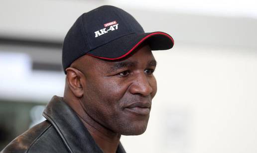 Holyfield se vraća iz mirovine i boksat će za pomoć bolesnima