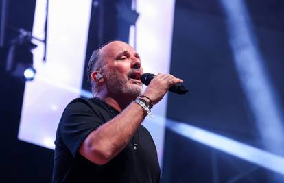 Toni Cetinski za 24sata: 'Moja Elena zna da joj je djed pjevač, ali još mi nije bila na koncertu'