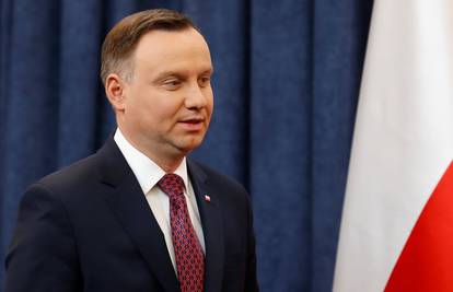 Poljski predsjednik razriješio  glavne ministre u vladi