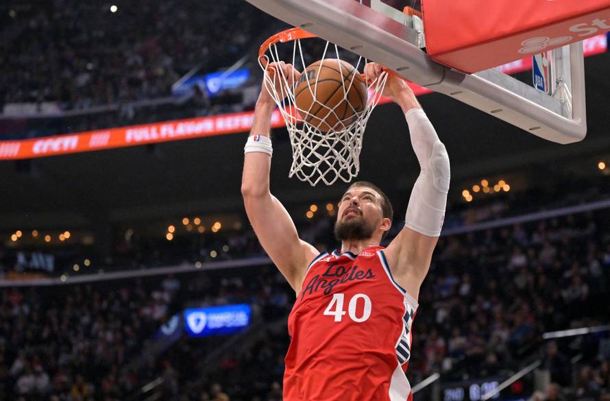 NBA: Phoenix Suns at Los Angeles Clippers