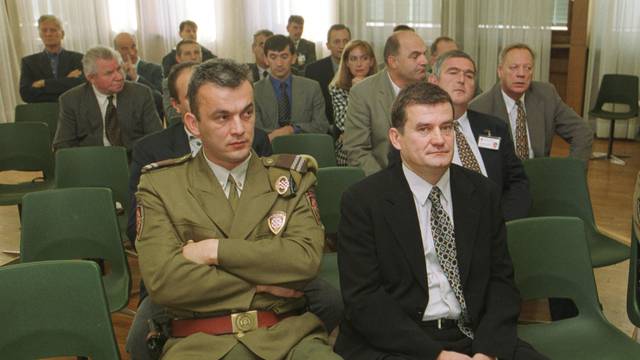 Zagreb: Suđenje Miroslavu Kutli, 2000. godina