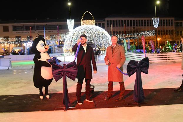 Varaždin: Svečano otvorenje Ice Wonderland ledenog parka