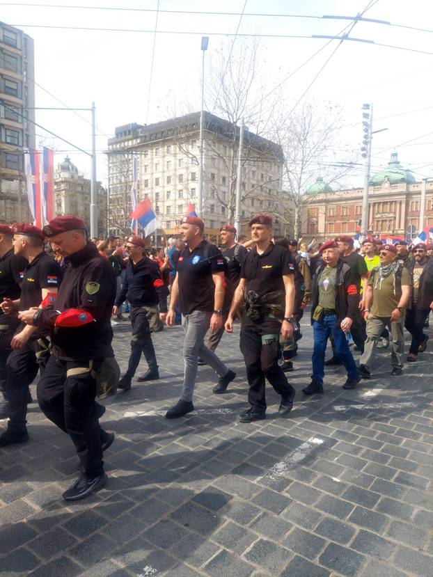 200 slika s masovnog prosvjeda