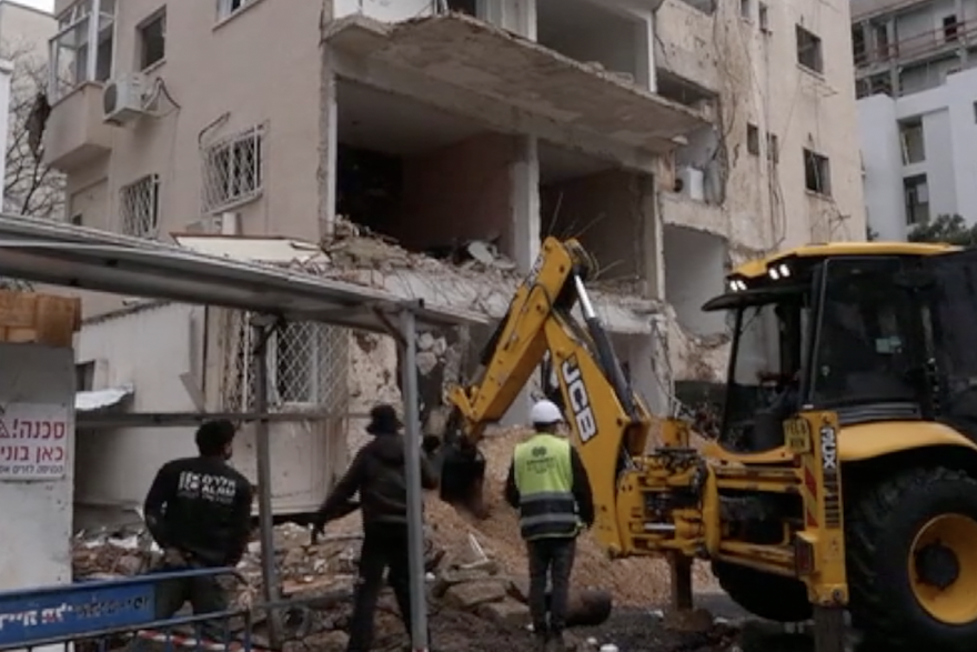 &Ccaron;i&scaron;&cacute;enje u Tel Avivu nakon &scaron;to su iranski napadi o&scaron;tetili stanove