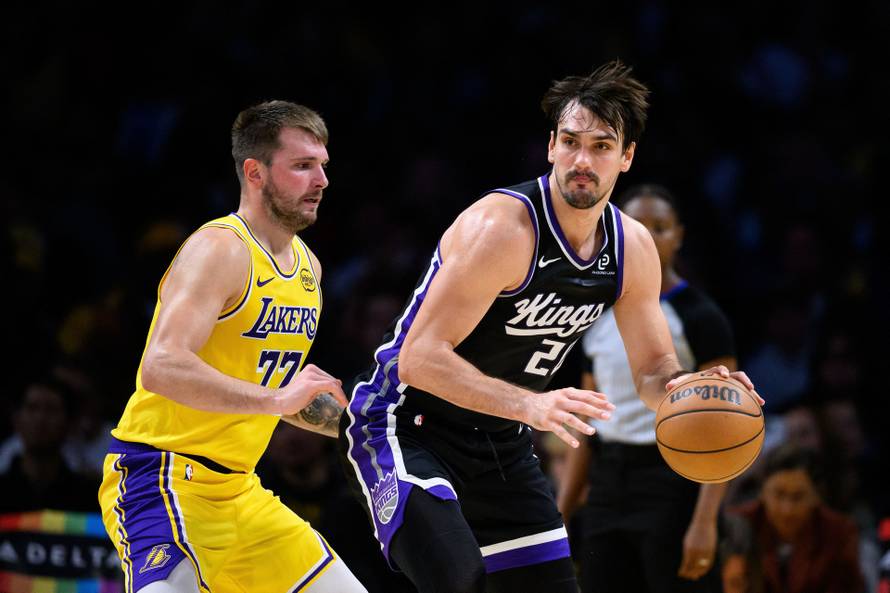 NBA: Preseason-Sacramento Kings at Los Angeles Lakers