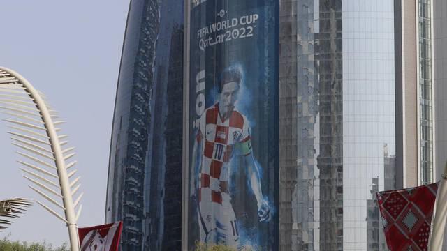 VIDEO Kapetan 'vatrenih' Luka Modrić na plakatu u Dohi