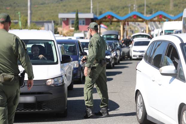 FOTO Boysi stigli u Split! Sve je puno policije, pogledajte scene