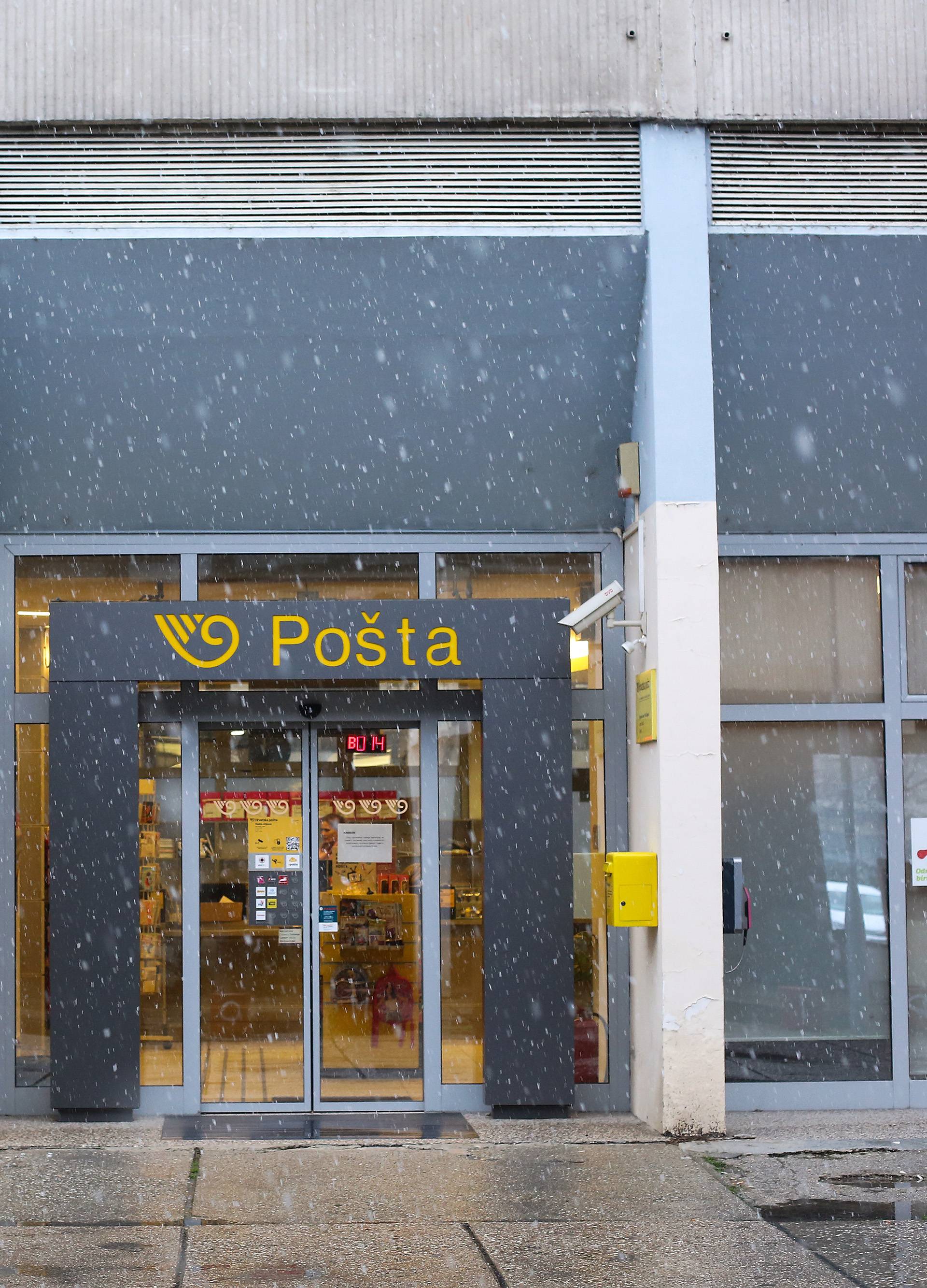 Dvojica razbojnika opljačkala poslovnicu pošte u Zagrebu
