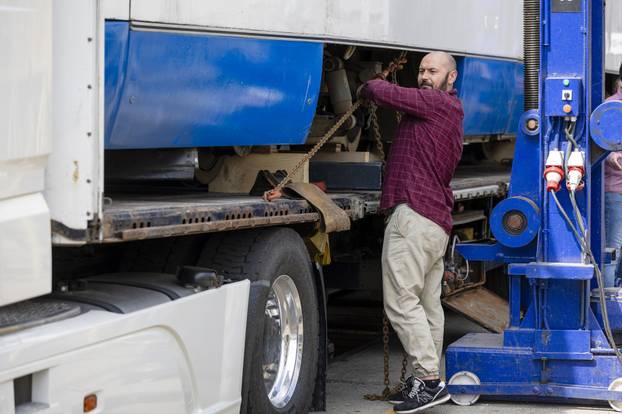 Osijek: Primopredaja tramvaja koje Grad Osijek daruje Gradu Žitomiru u Ukrajini
