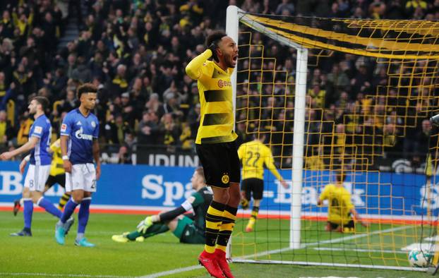 Bundesliga - Borussia Dortmund vs Schalke 04