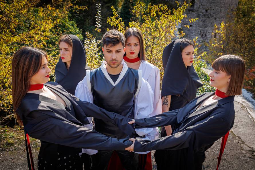 VIDEO Poslušajte 'Tane', novi duet grupe Lelek i Marina