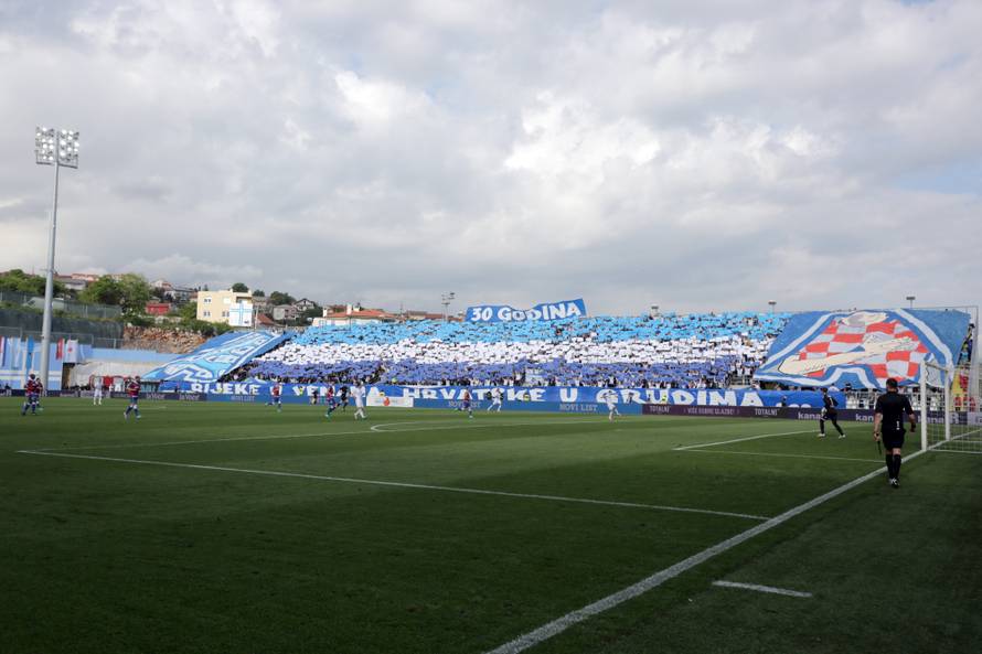 Šampionska Rijeka pobijedila je Hajduk i juri po povijesnu titulu