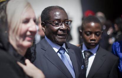 Robert Mugabe pobijedio na izborima i dobio sedmi mandat