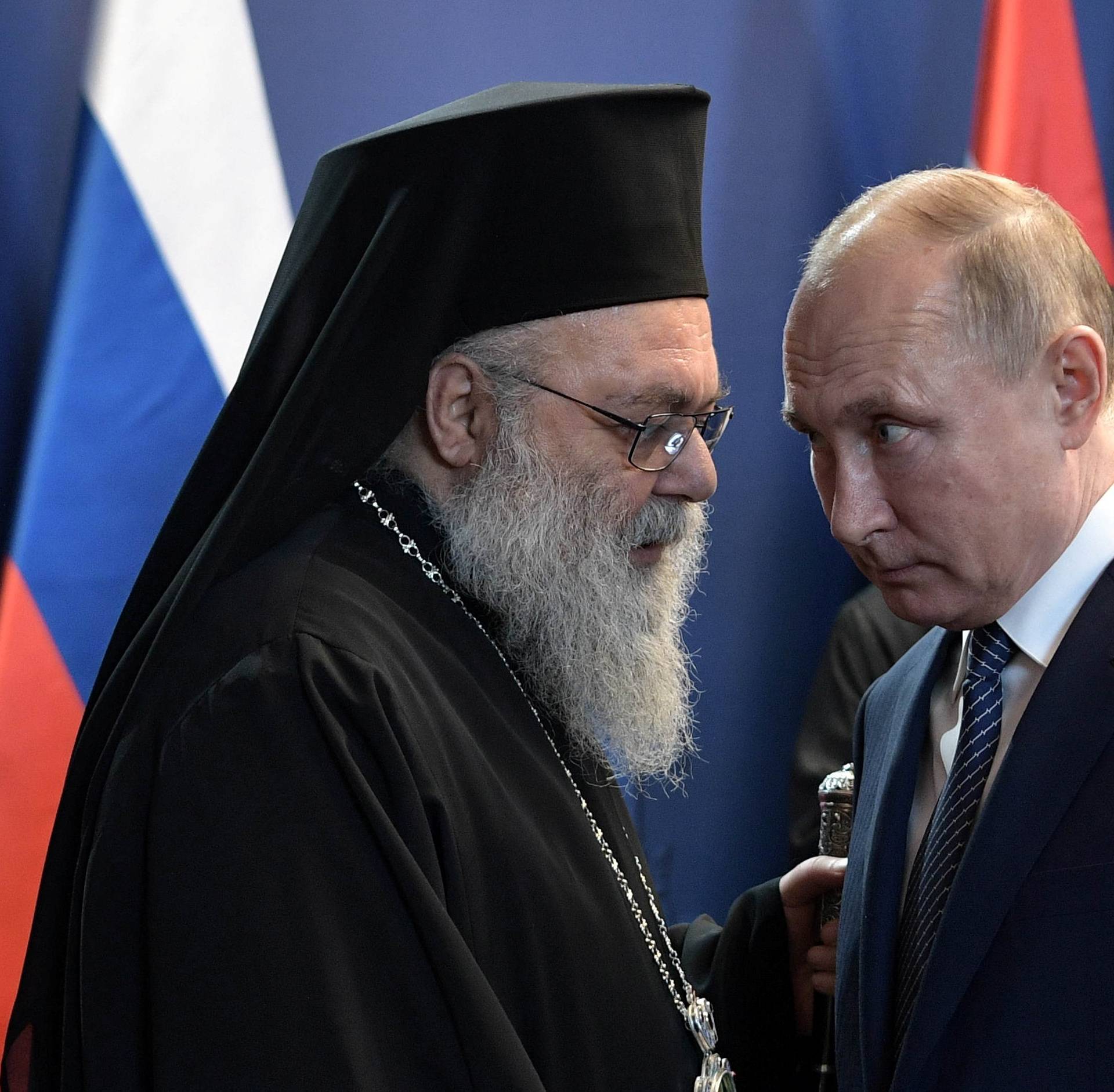 Russian President Vladimir Putin meets with heads of the Christian Churches of the Middle East in Budapest
