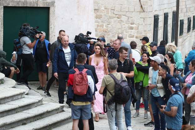 ARHIVA - 2024. Dubrovnik: Vjenčanje Nicole Artukovich i Liama Stewarta u crkvi sv.Ignacija