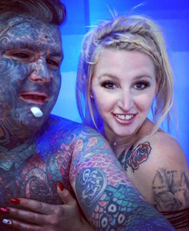 FOTO Više mu ne stane nijedna tetovaža! Uklonio je i bradavice. Evo kako je prije izgledao: Wow