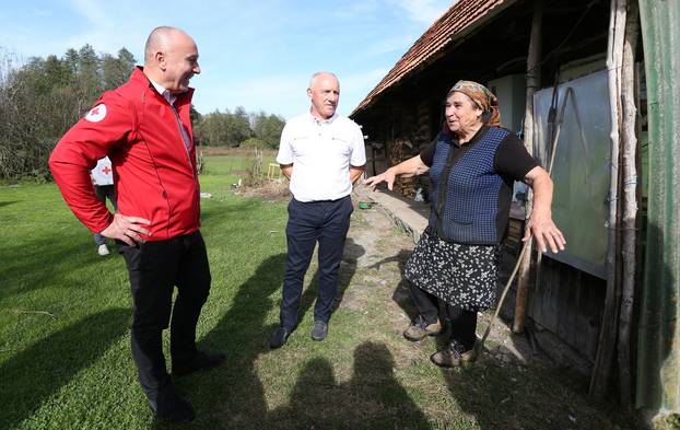 Topusko: Na obljetnicu Crvenog kriÅ¾a predstavljene obnovljene kuÄe starih i nemoÄnih