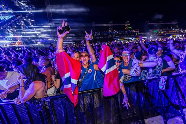 Split: Treća večer Ultra Europe Festivala, Nastup DJ-a Vini-Vici