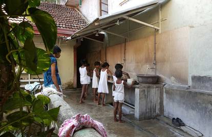 Pokrenimo zajedno lavinu dobrote za djecu na Šri Lanci