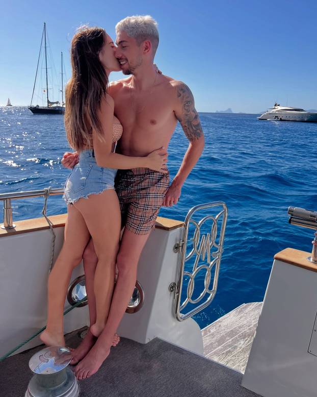 FOTO Kapetan Reala zabio prvi hat-trick u karijeri, a ona mu je najveći kritičar. Čekaju i dijete