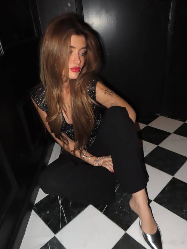 FOTO Od slavnih roditelja do vruće zvijezde Instagrama - ova influencerica ne zna za granice