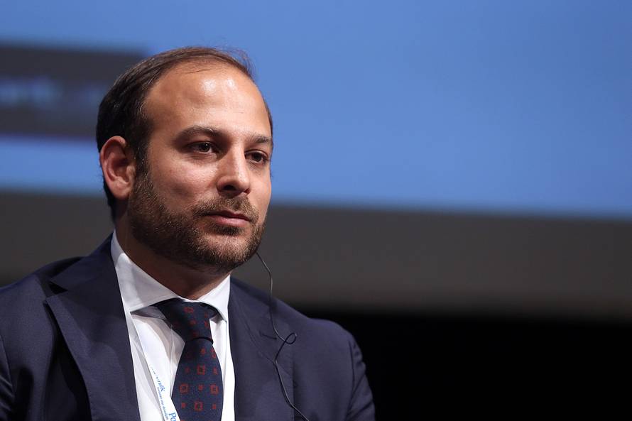 Milijarder Lukšić postao tata: Supruga rodila sina u tajnosti