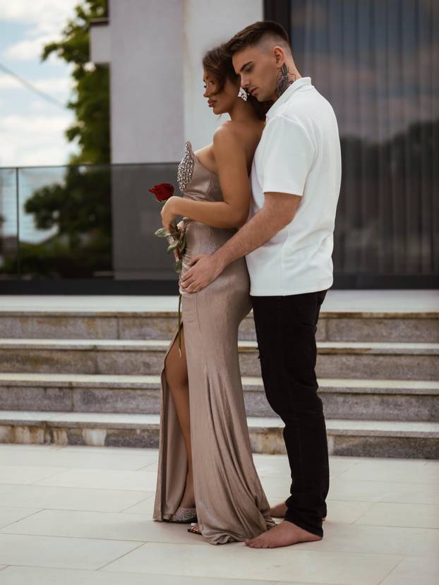 FOTO 'Savršena' Laura donijela novu odluku: 'Vraćaju se fileri'