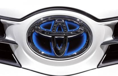 Toyota povlači 2,7 mil. vozila, otkrili novi problem s volanom