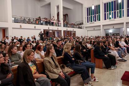 FOTOGALERIJA Holywin protiv Halloweena: Diljem zemlje organizirali duhovni program