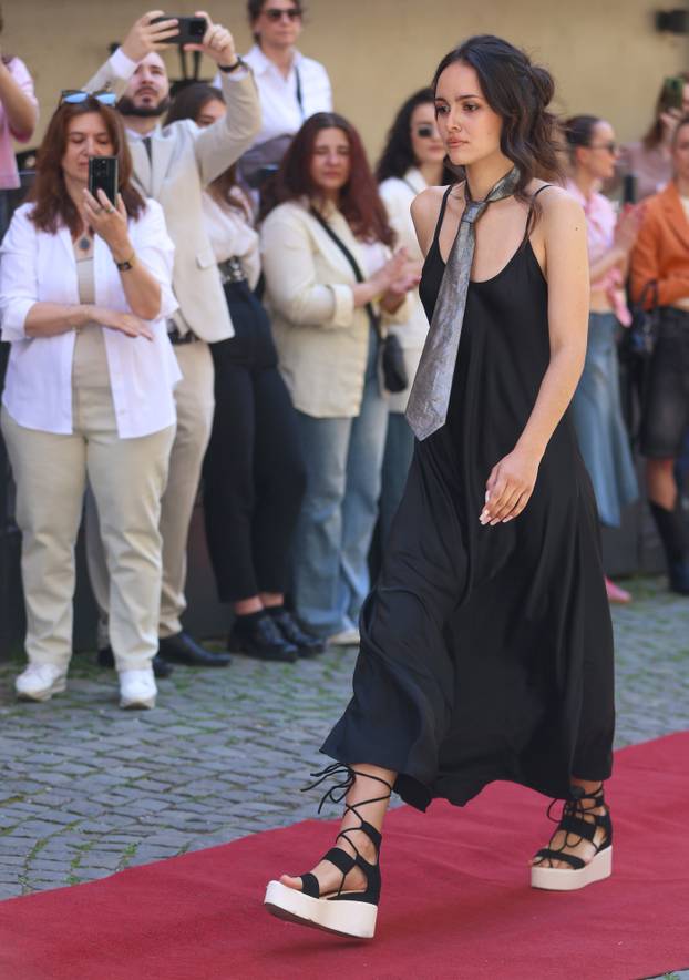 Zagreb: Modna revija povodom 400 godina nastanka kravate