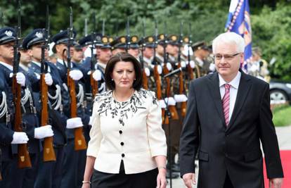 Josipović ponovio: Ne mogu otići na inauguraciju Nikolića