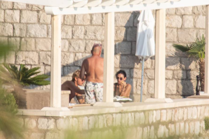 Ekskluzivne fotke Demi Moore: U Dubrovniku uživa u vili, blizu je 60., ali je i dalje 'bomba'