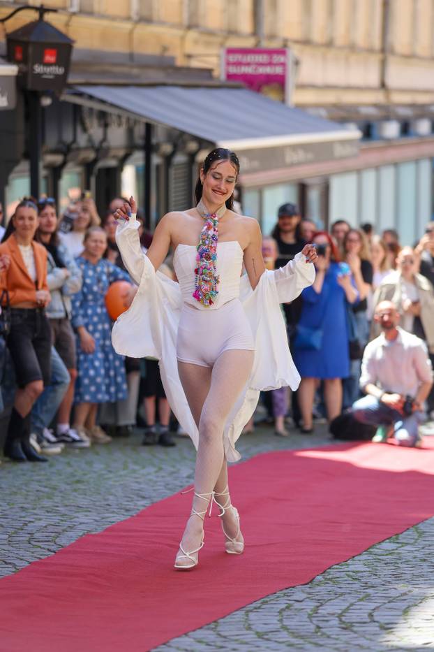 Zagreb: Modna revija povodom 400 godina nastanka kravate