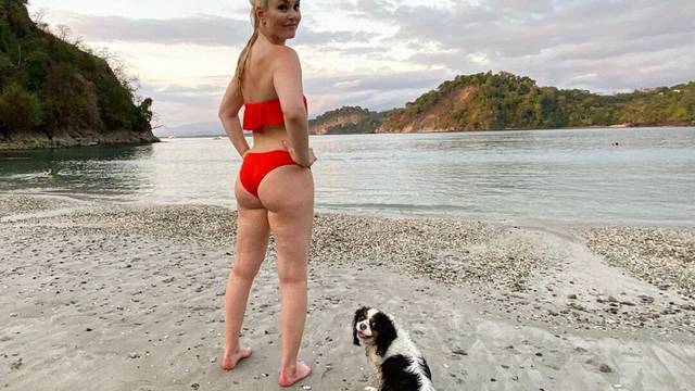 Lindsey Vonn u bikini izdanju... I zaručnik očaran 'gluteusom'